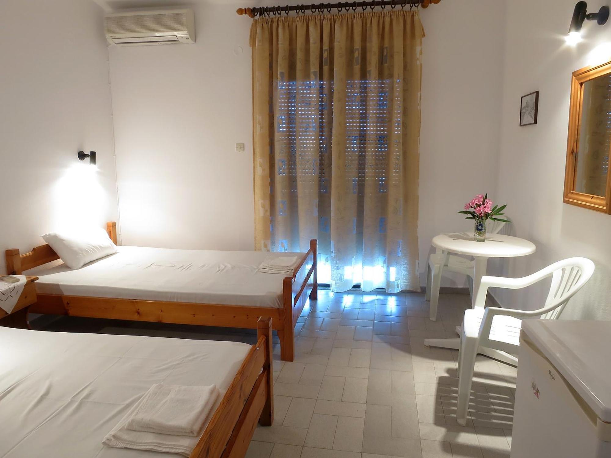 Thanasis Matsas Rooms Kamariotissa Eksteriør bilde